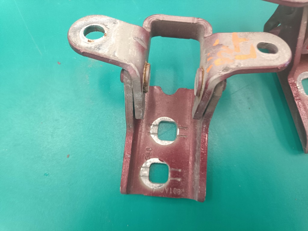 фото №4, Dodge grand caravan v петля дверь перед