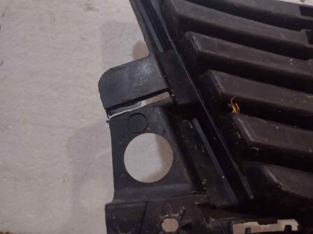 фото №8, Решітка бампера середня peugeot 3008 ii 2016-