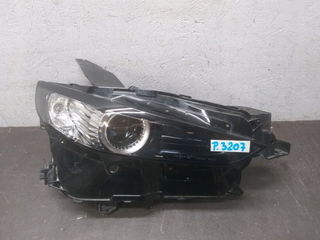 фото №1, Лампа перед права mazda cx30 full led