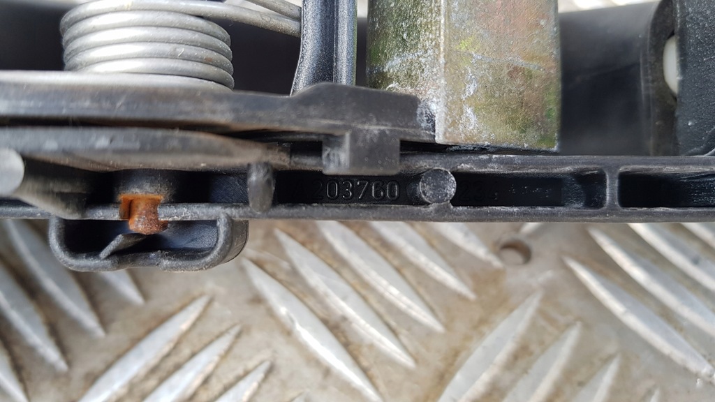 фото №13, Mercedes w203 ручка правий перед