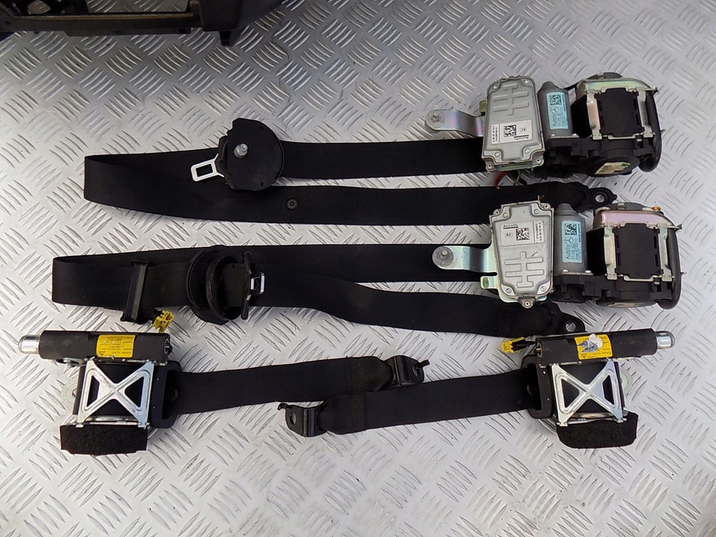 фото №6, Mercedes w212 приборная панель консоль подушка безопасности ремни оригинал