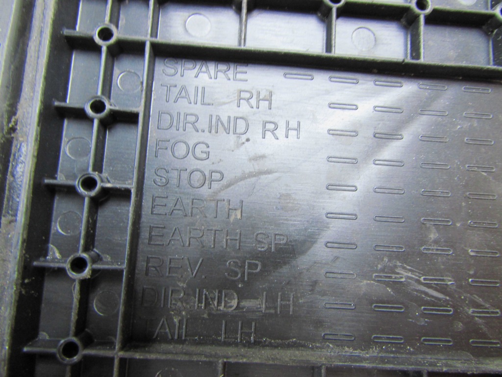 Mitsubishi canter fuso iveco коробка розподільник кабелі світла задній Зі Шроту