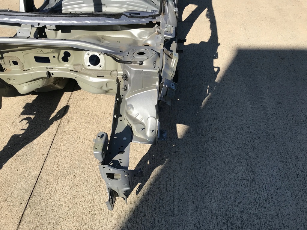 фото №2, Opel mokka -e ii b 2022 2023 четверть перед передняя левая