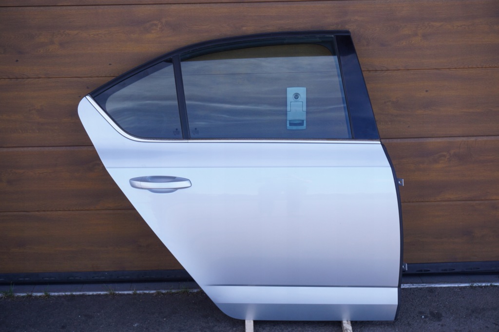 фото №1, Двері задні праве skoda octavia iii sedan liftback