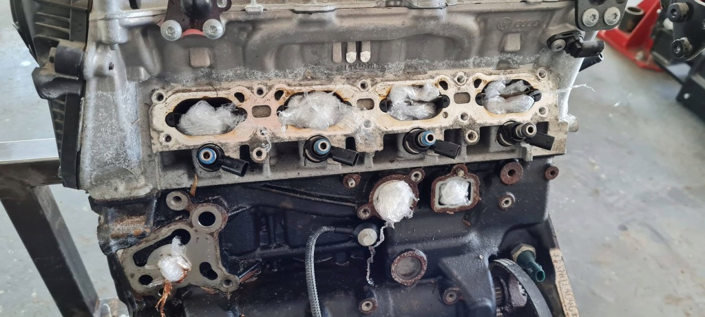 Q3 83a двигун стійку  2.0 tfsi dsn 231km vw audi tiguan 2 Зі Шроту