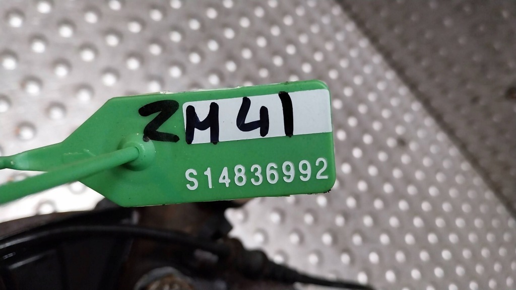 Поворотний кулак ступиця правий перед 6813 mercedes a w168 Недорого