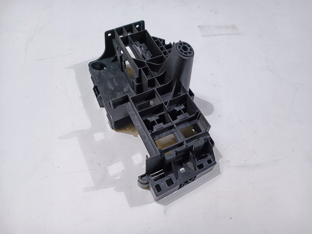 фото №6, Основание кронштейн коробка предохранителей ford explorer 2020-