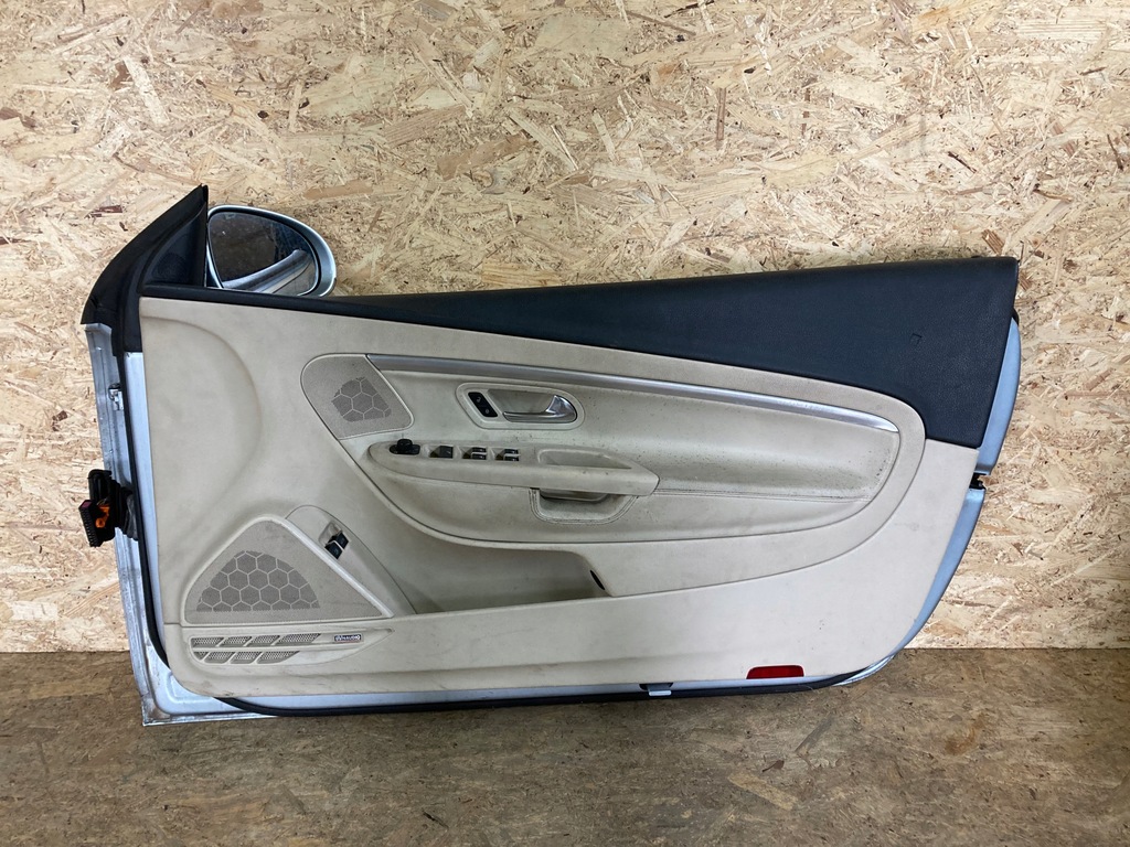 фото №5, Дверь правое vw eos