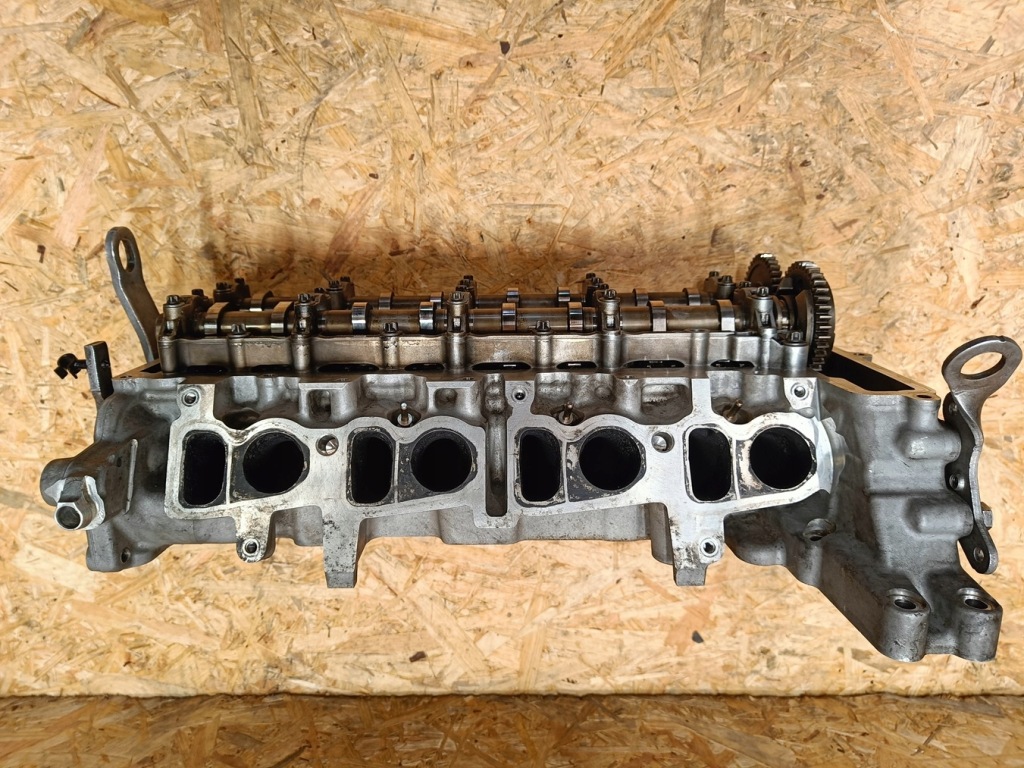 Bmw b47 головка комплектна 8513709 в Україні