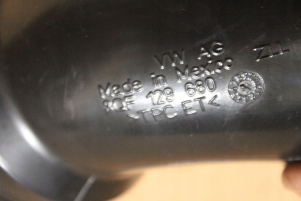 фото №3, Воздухозаборник труба воздуха vw atlas 3qf129680