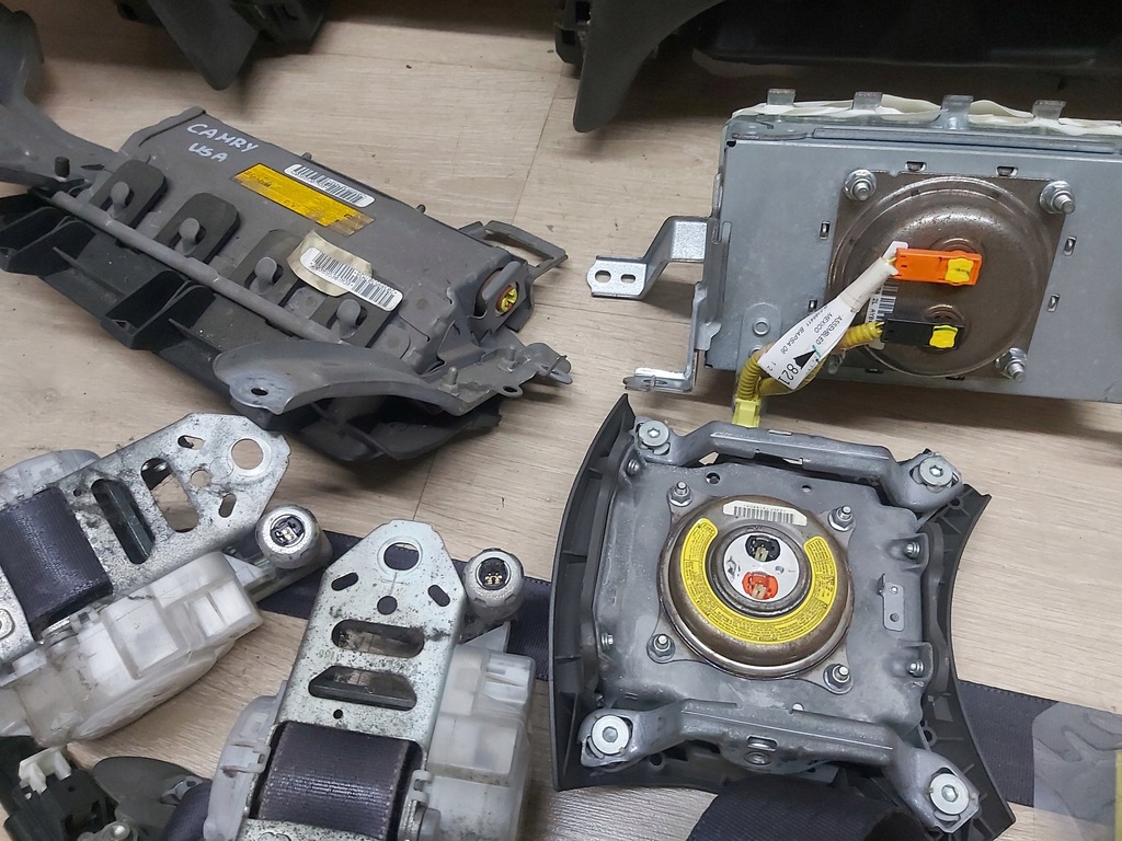 фото №8, Toyota camry vi xv40 приборная панель подушка пассажира водителя pas air bag 06-11r