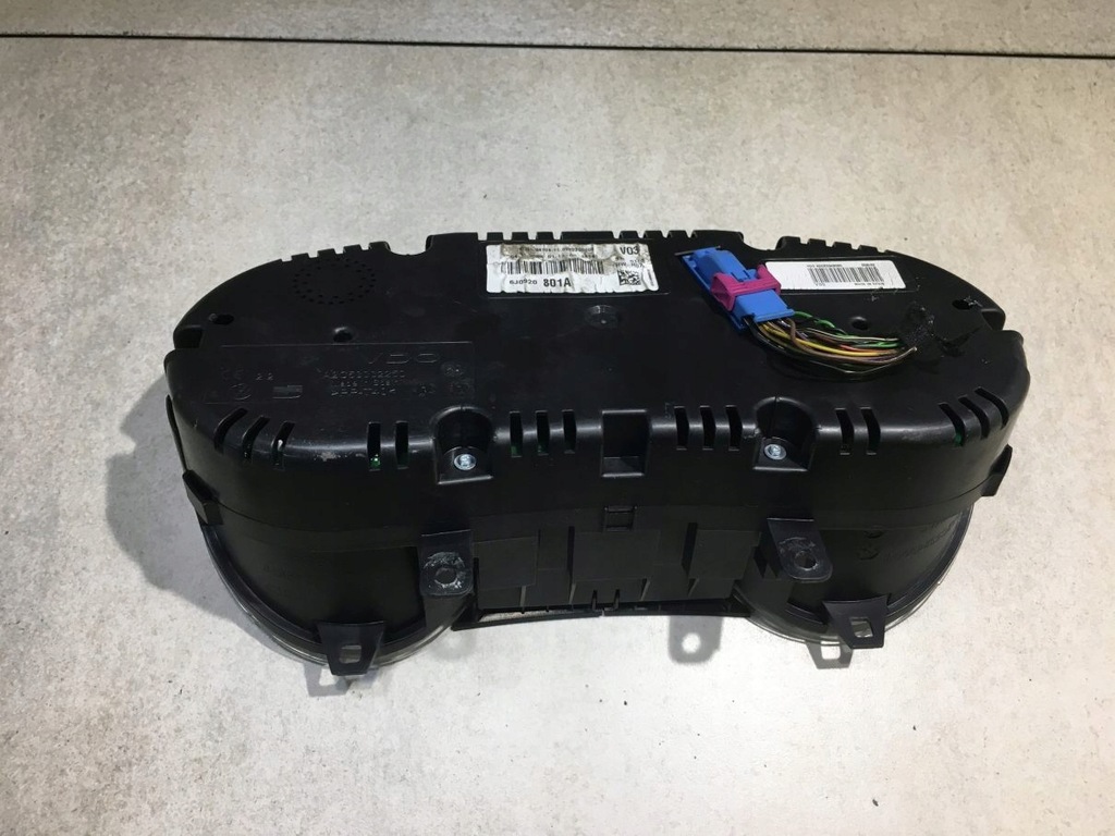фото №5, Счетчик приборы seat ibiza iv 1.6 tdi 6j0920801a
