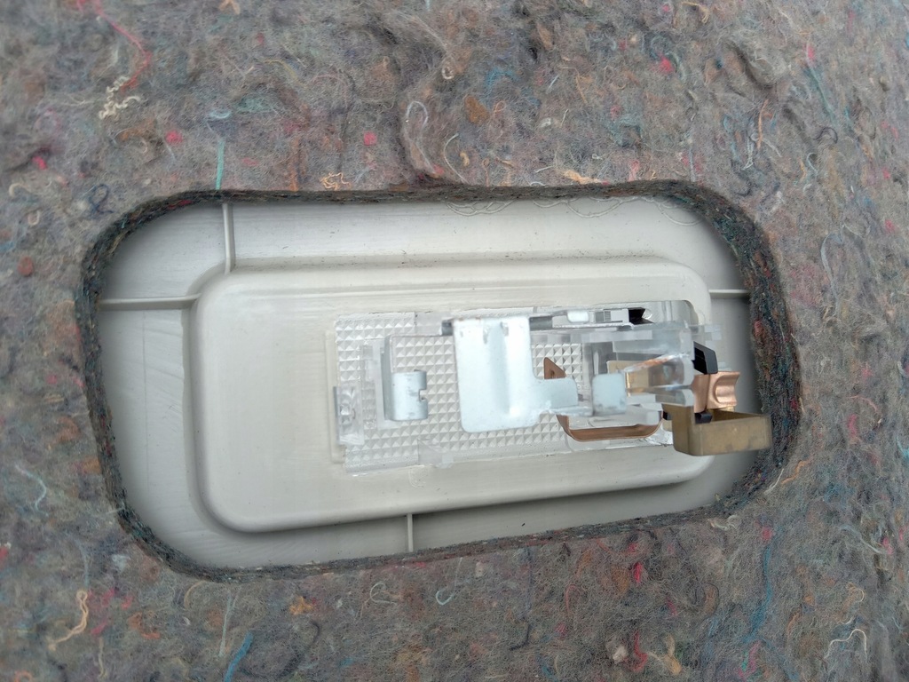 фото №5, Лампа освещение багажника nissan murano z50