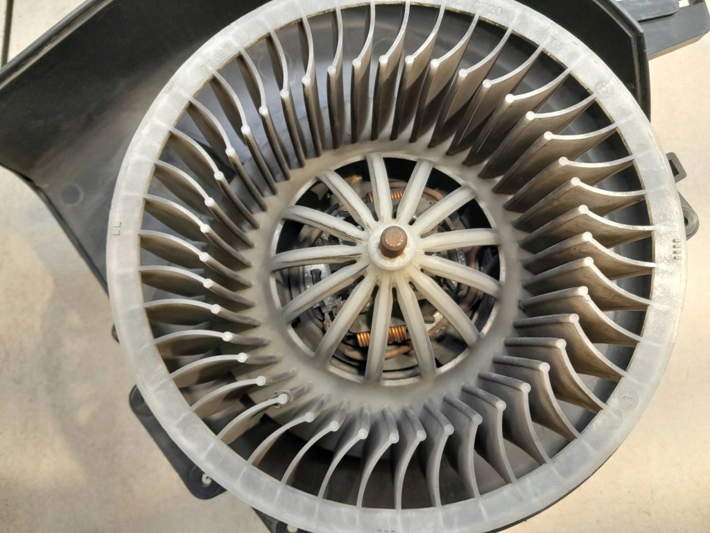 фото №5, Вентилятор воздуходувка vw polo iv 9n 1.2 6q1819015c