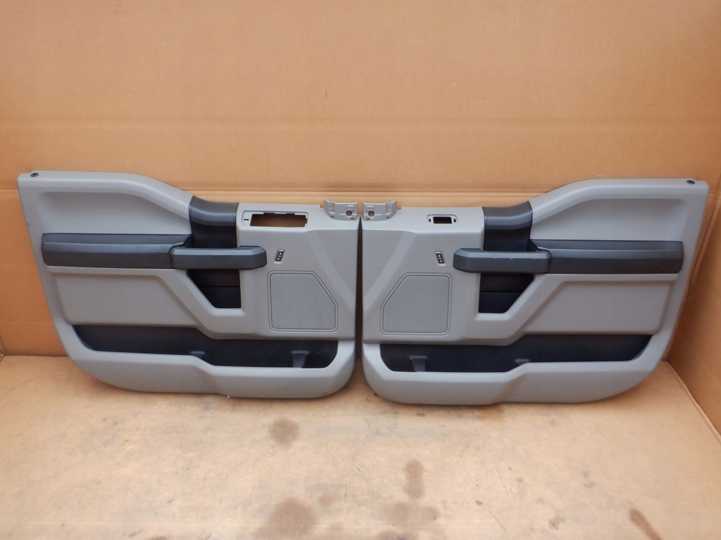 фото №1, Обшивка левый правый дверь ford f150 xl 2015-2020