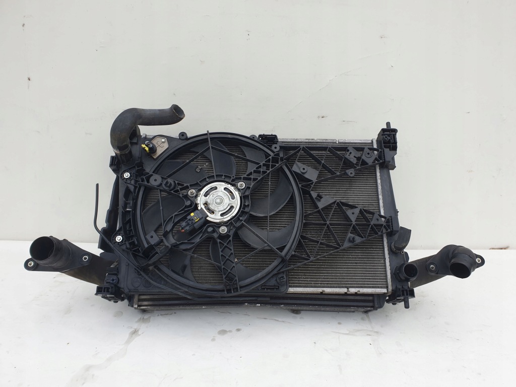 фото №12, Alfa romeo gulietta 10-16 2.0 jtdm радиатор радиатор перед 505144850