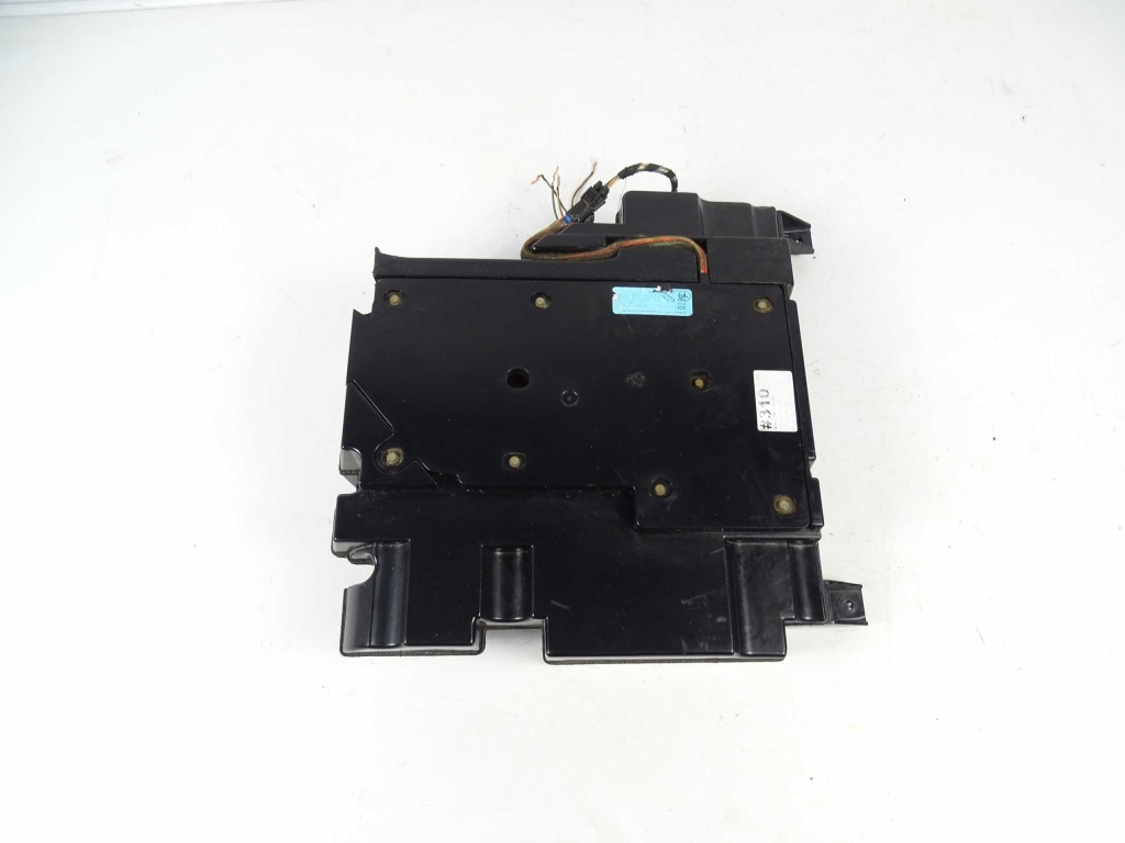 Купити Mercedes ml w163 сабвуфер bose a1638200902
