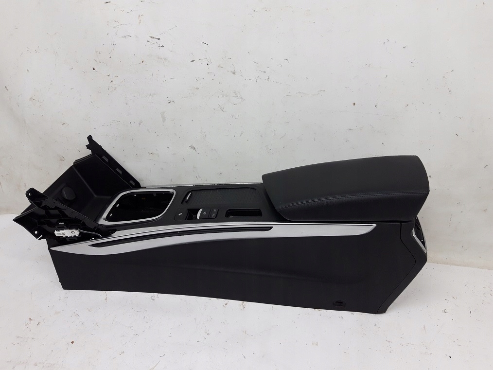 фото №1, Renault megane iv 2016- подлокотник туннель средний