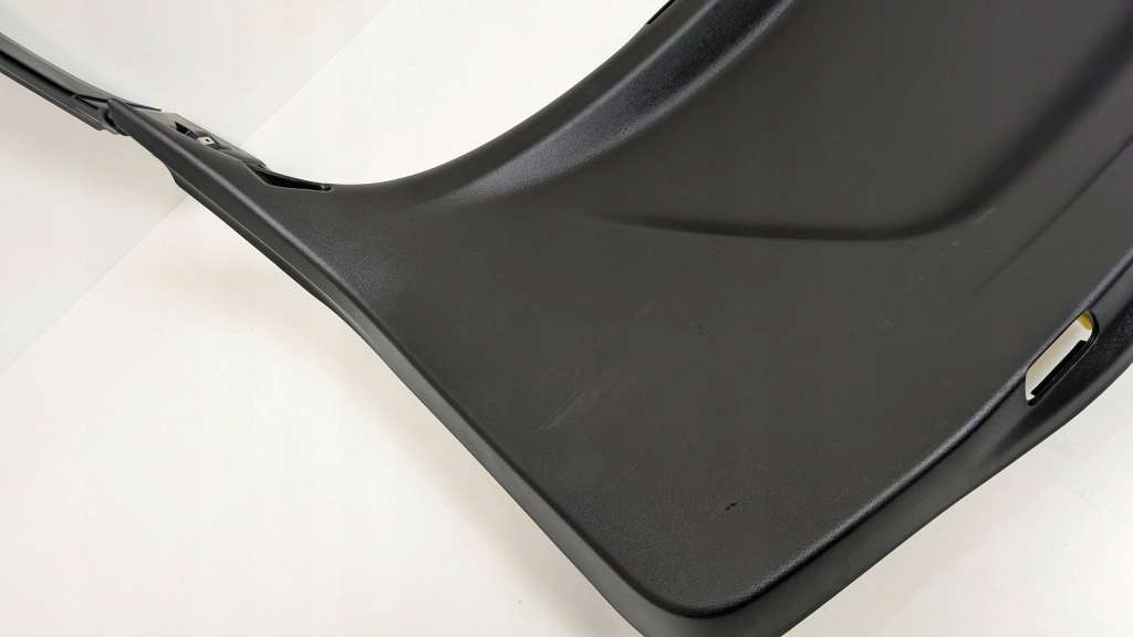 Купить Alfa romeo stelvio 1561303030 обивка крышки 1561303000