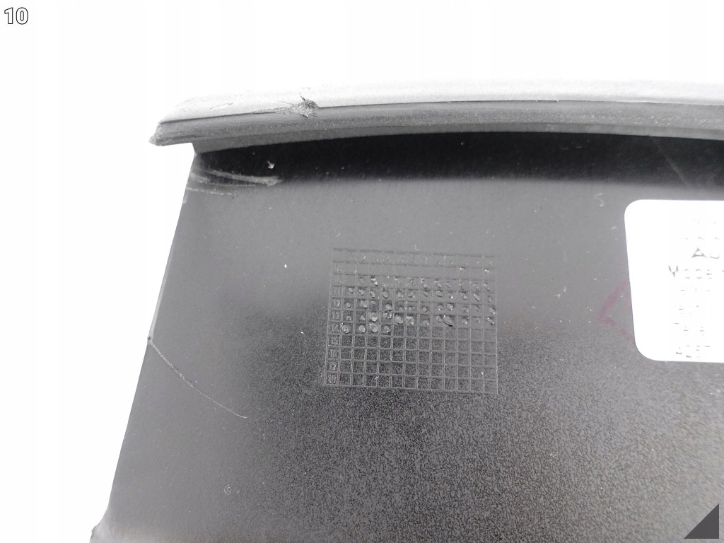 Audi a8 4h0 4h4 d4 рестайлінг  09-17 обшивка правого стійка c порога  led long 6ps Доставка