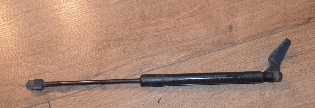 фото №1, Ceed i 06- амортизатор кришки 81770-1h010 лівий