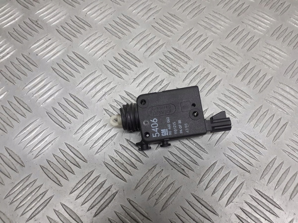 фото №1, Привод крышка топлива opel corsa b 90460062