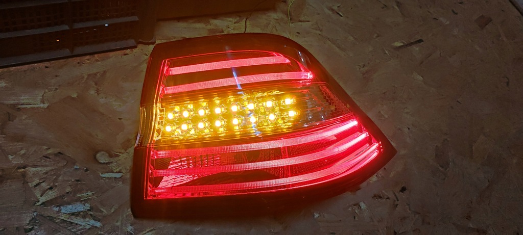 фото №8, Лампа задняя правая mercedes ml w166