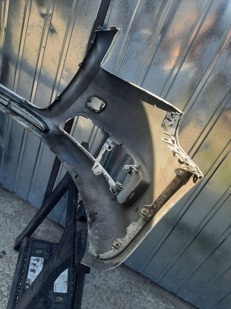 Бампер перед передній audi a3 8p lift 2008-2012 Зі Шроту