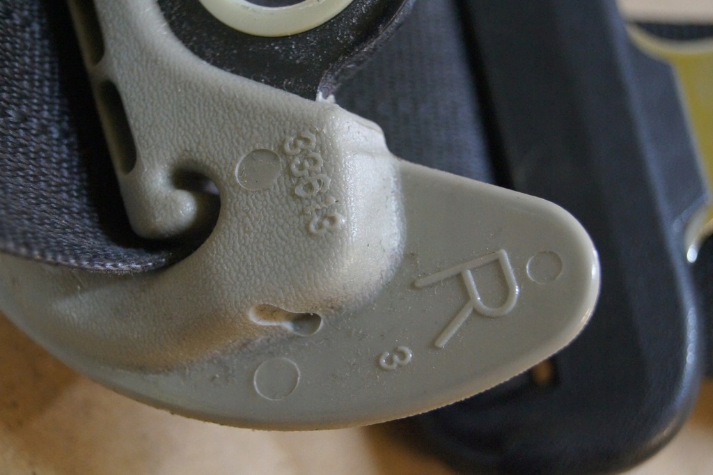 фото №12, Pas безопасности правый перед toyota auris i