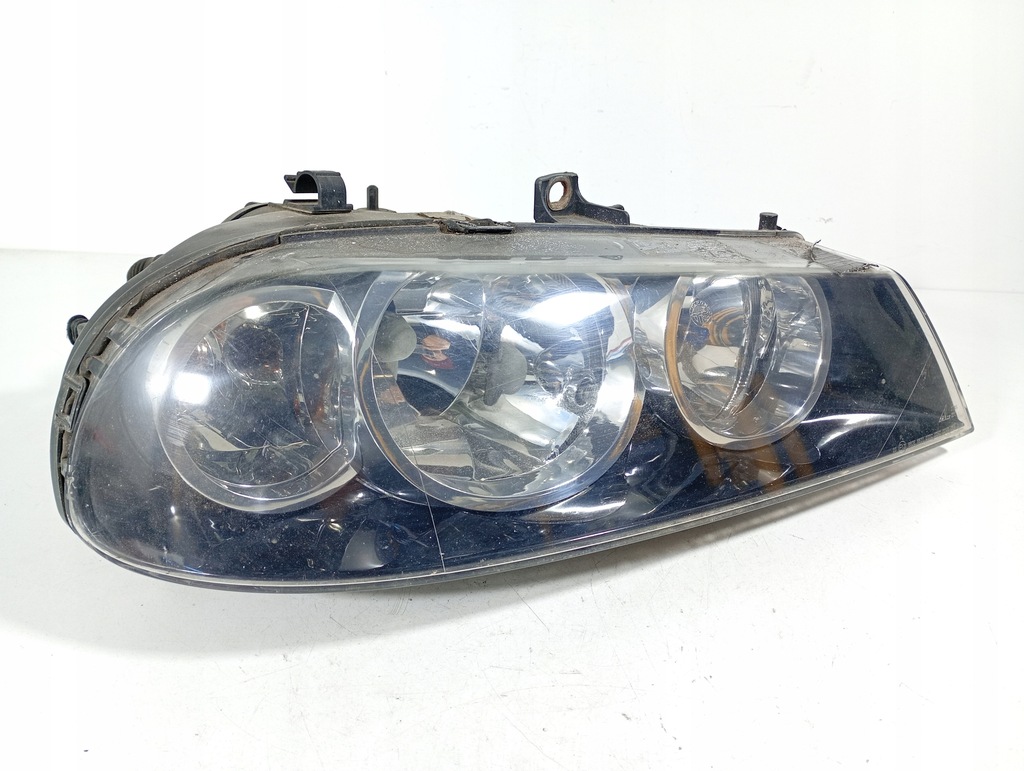 фото №3, Alfa romeo 147 fl 00-10 фара правый передний перед оригинальный номер 60695647