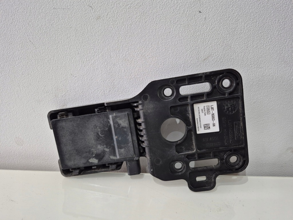 фото №3, Ford mustang mach-e 20- радар кронштейн радара перед оригинальные