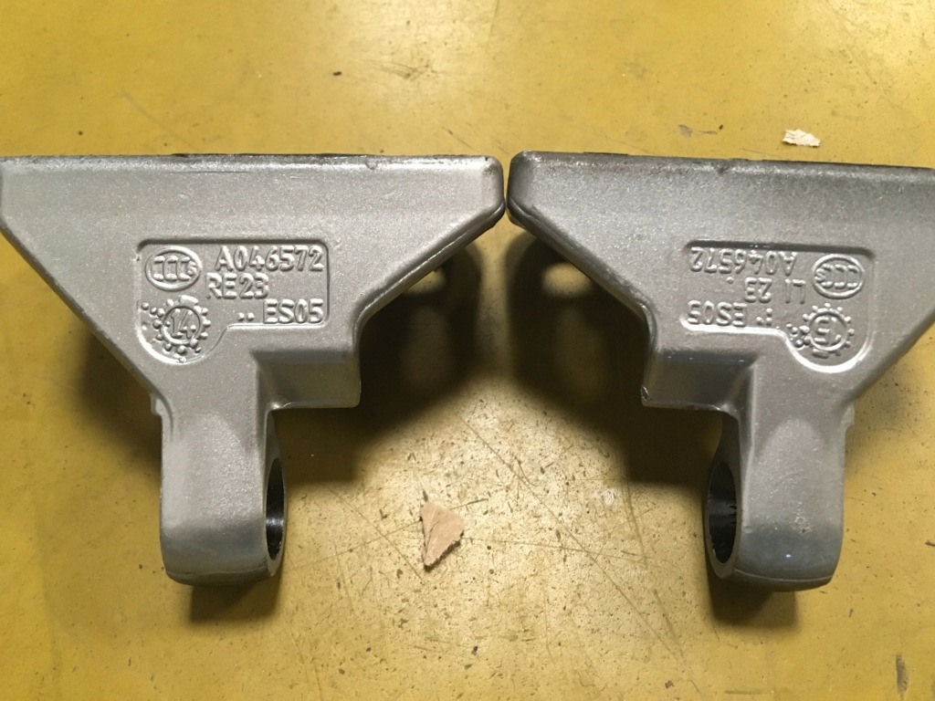 фото №3, Петли дверь перед задняя mercedes w176 infiniti q30