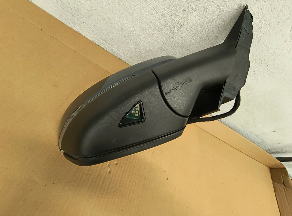 фото №7, Дзеркало праве skoda kodiaq 15+2 pin