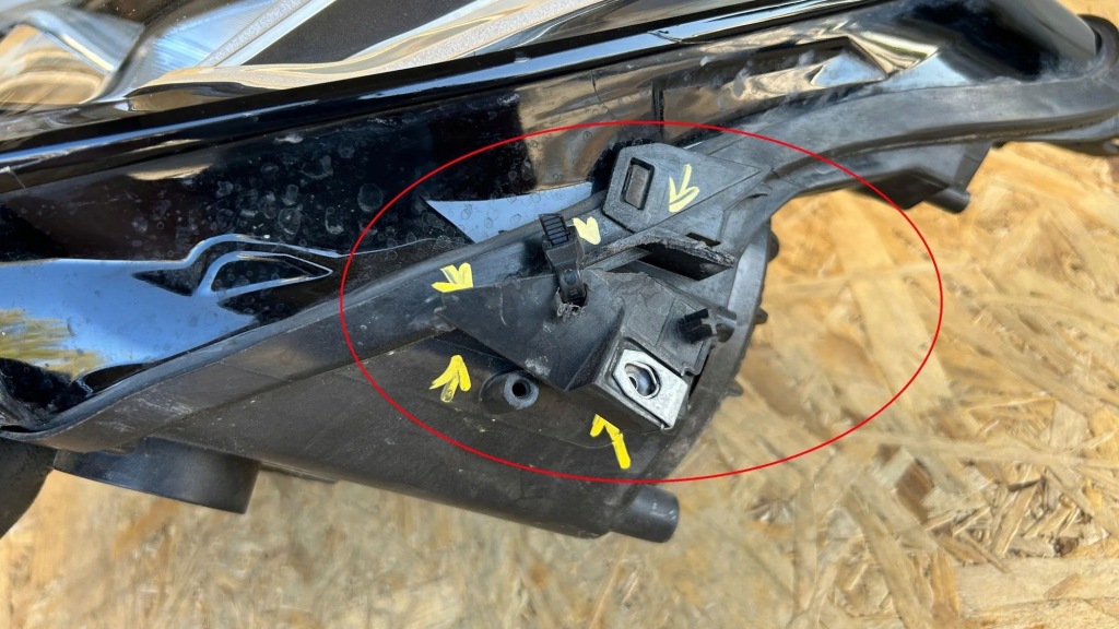 фото №9, Лампа правая передняя opel 13467967 0.02l дизель 2018