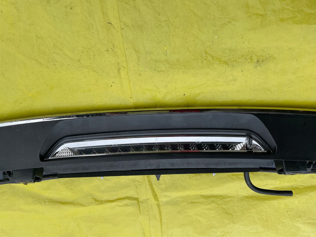 фото №9, Peugeot 2008 спойлер накладка задній кришки kuc світло стоп