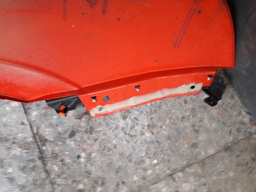 фото №14, Крила лівий перед vectra c signum червоний