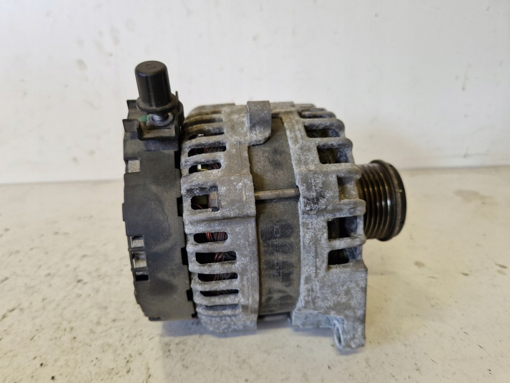 фото №1, Генератор mercedes b-klasa w246 1.5 cdi