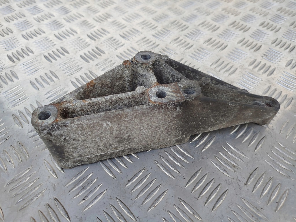 фото №3, Кронштейн кронштейн колектор труби daf xf 105