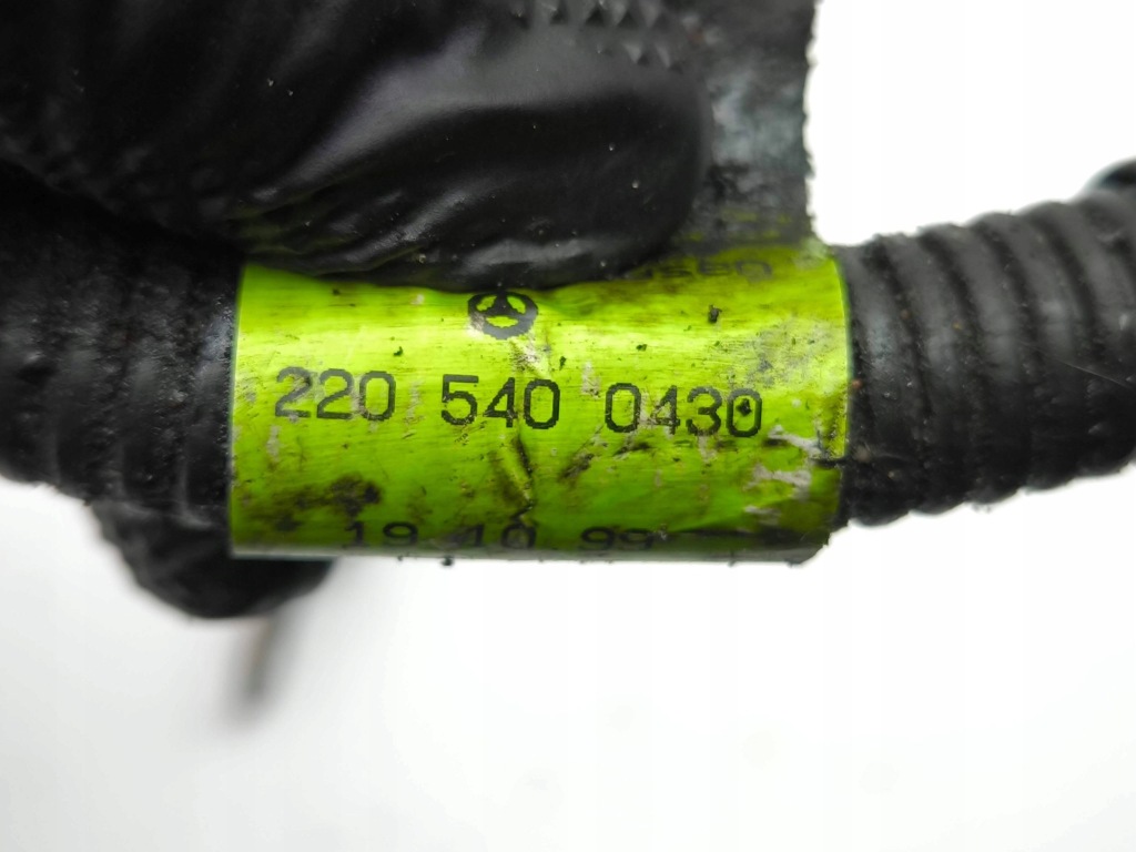 Mercedes-benz s w220 2001 шланг стартер 2205400430 Оригинал