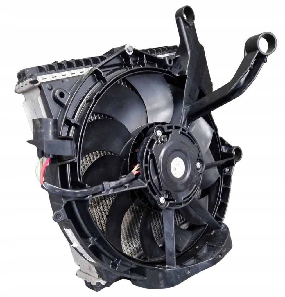 фото №4, Комплект радиатор левый porsche taycan 9j1 2020-