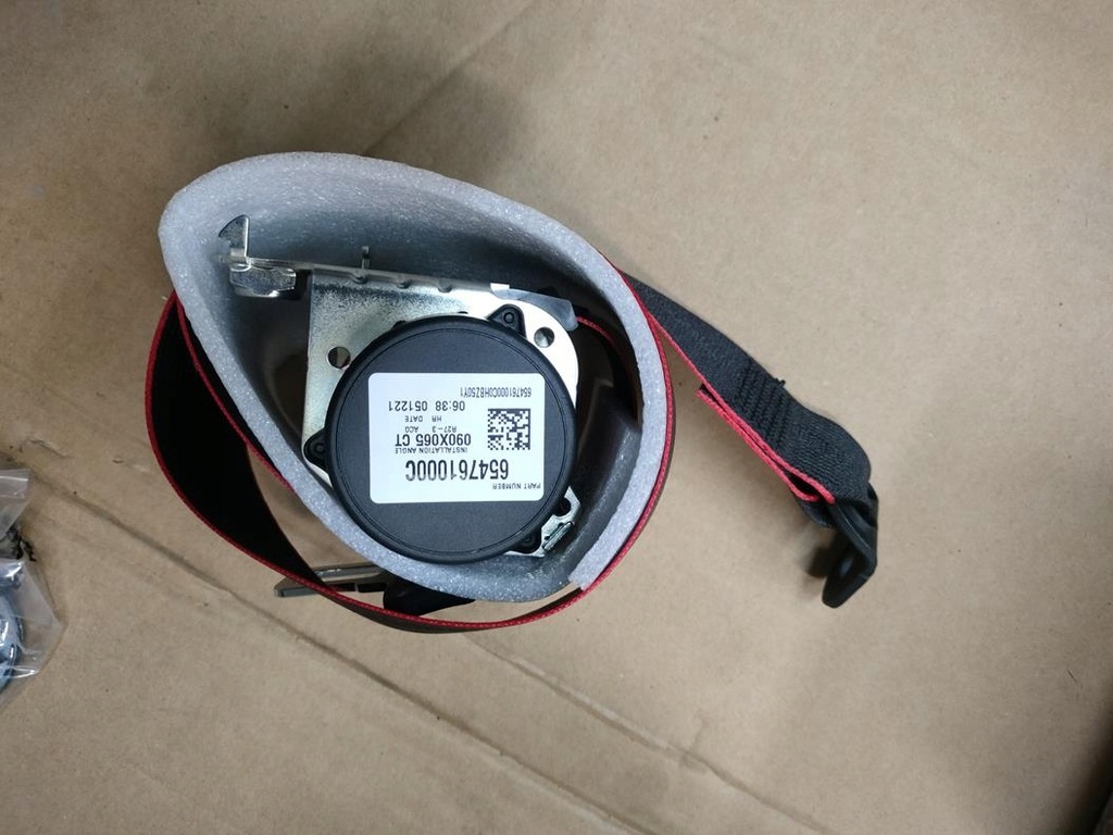 фото №1, Pas безопасности renault arkana задняя rs-line оригинал новый