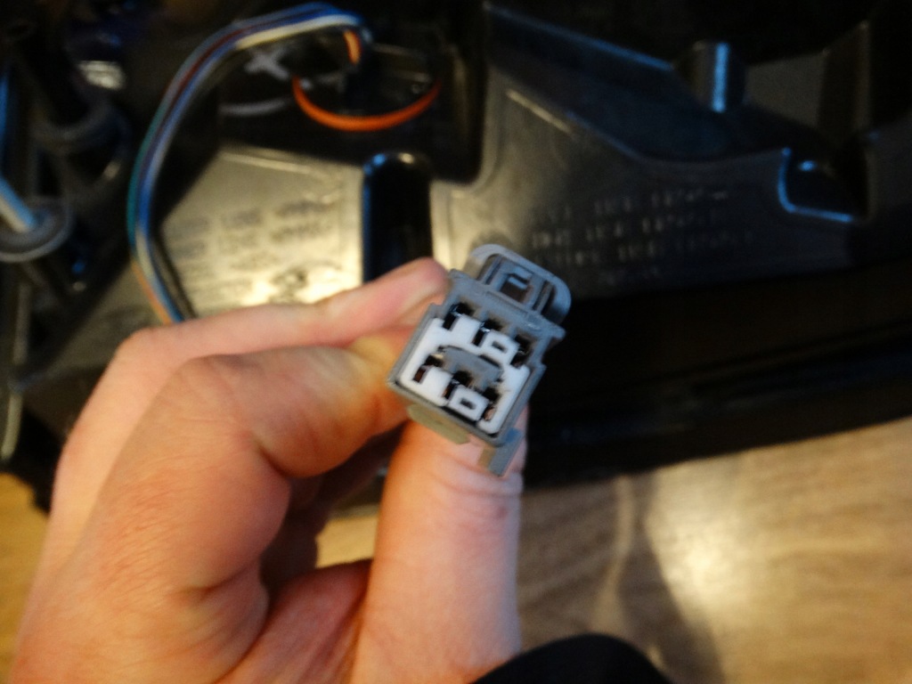 фото №8, Лампи задня ліва права ford mustang vi fr3b-13b505 fr3b-13b504