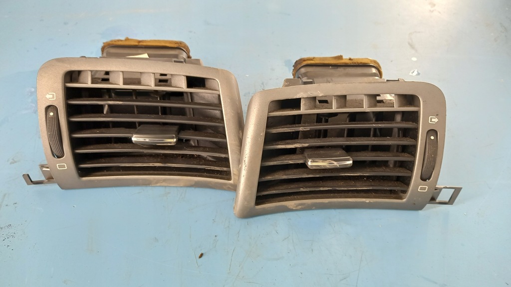 фото №1, Решётки обдув peugeot 407 06r sedan