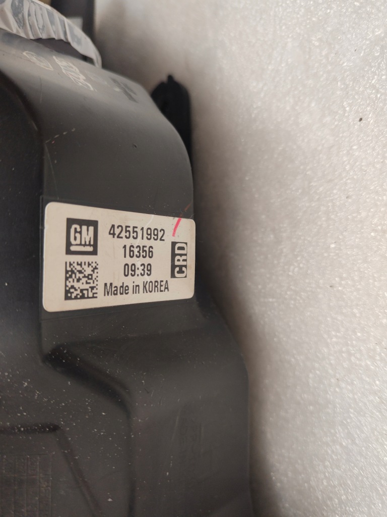 Opel mokka x zw с led комплект лампа передних 42551993, 42551992 Недорого