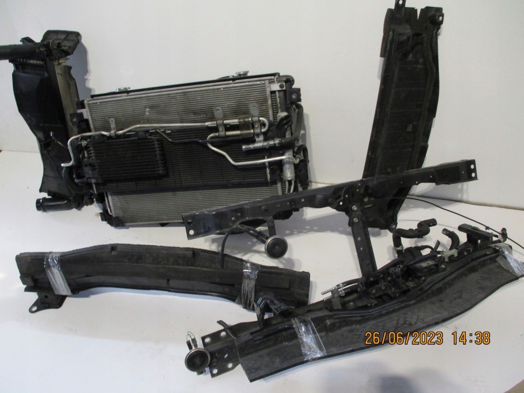 фото №1, Pas передний nissan navara d23