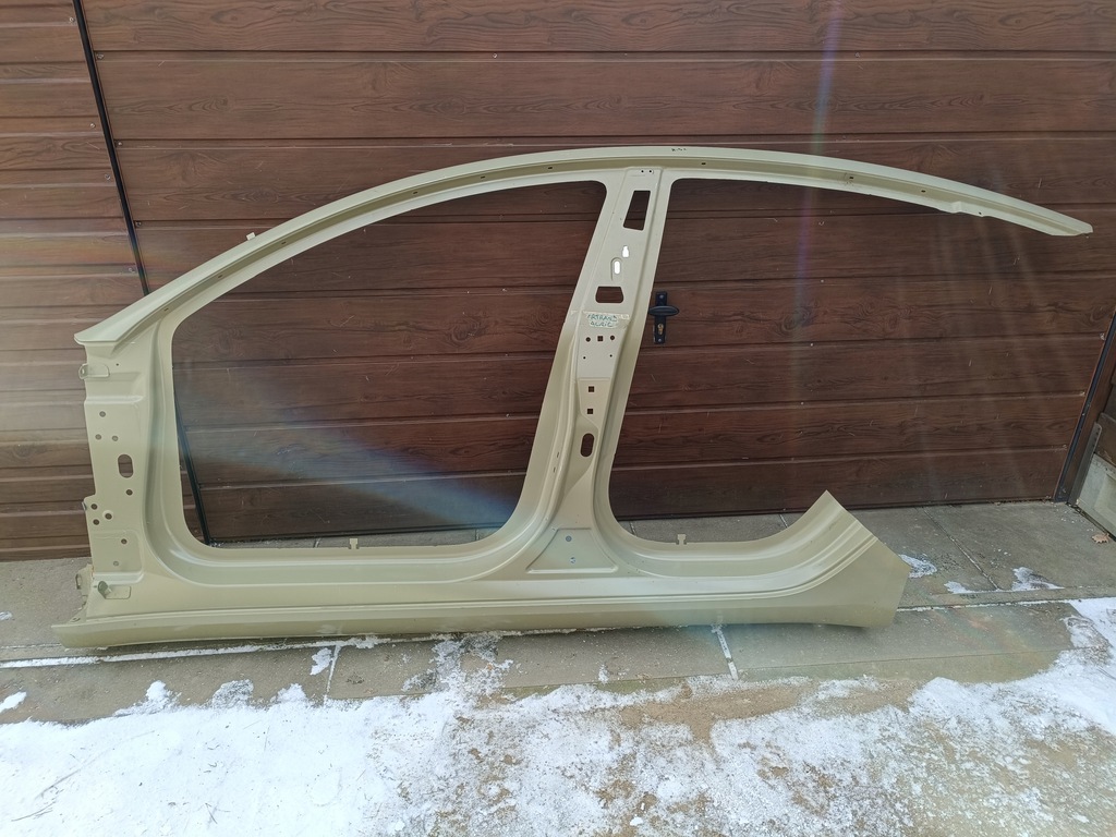 фото №1, Блок двигуна поріг bok обшивка ліва tesla model 3 оригінал 1073673-st-b