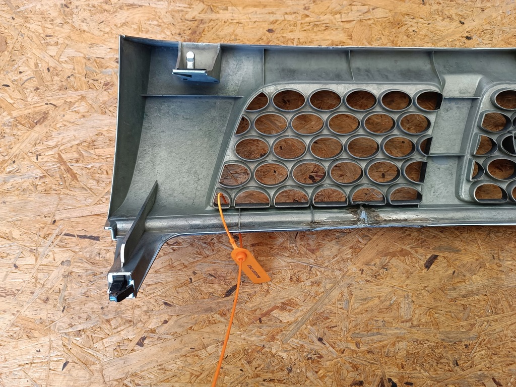 фото №9, Решітка решітка радіатора решітка радіатора бампера перед 62310vk000 nissan navara d22 lift 02-