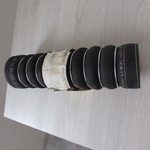 фото №1, Шланг радіатора повітря mercedes lk/ln2