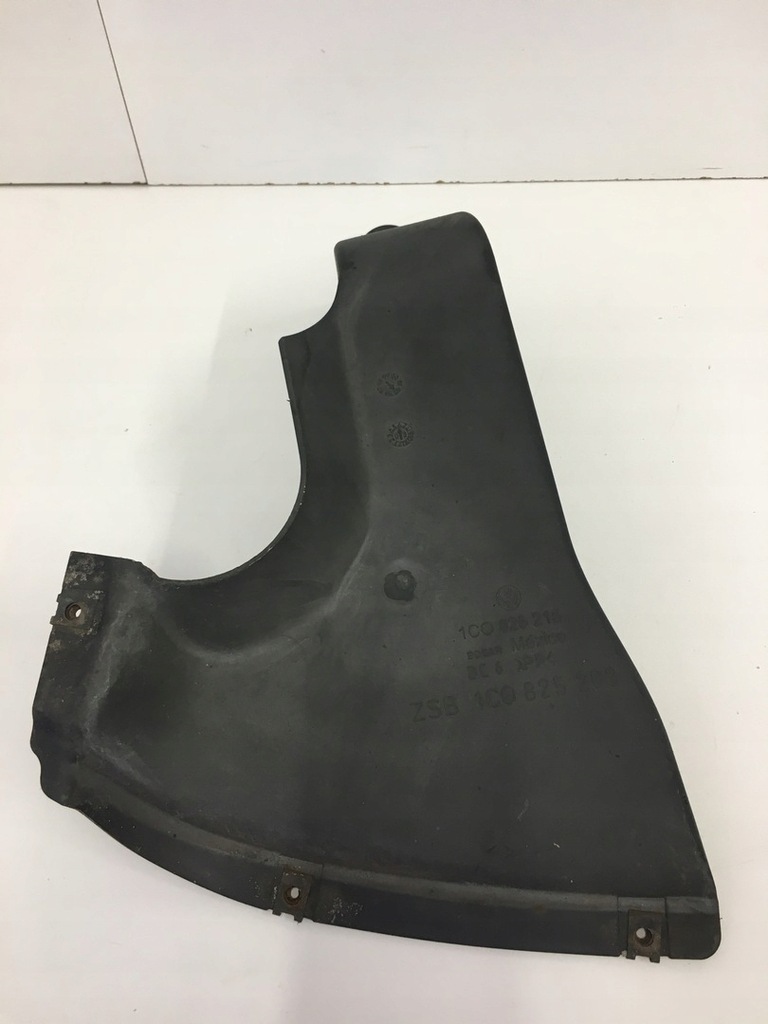 фото №13, Пластик защита правый задняя vw new beetle 1c0825202