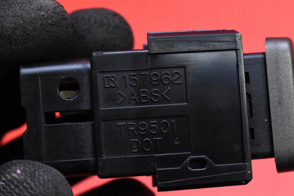 фото №8, Выключатель света аварийных 157962 lexus es 330 4 iv xv30 03-06